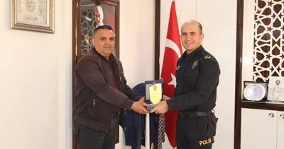 Alanya’da emekli olan bekçiye plaket