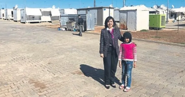 Rektör Tunçsiper mülteci kampında