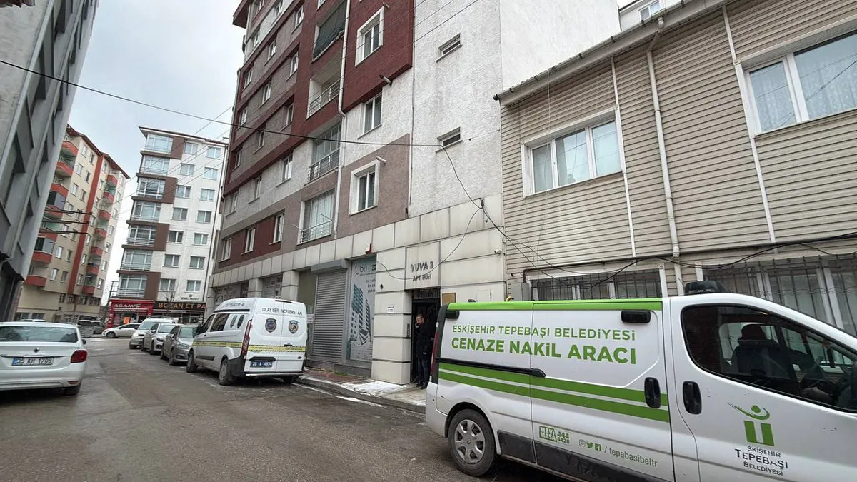 Eskişehir'de sır olay:7'nci kattan atlayan adamın evinde bulundu! Meğer eşinin cansız bedeni günlerdir…