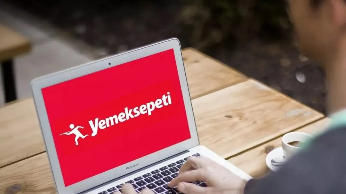 Yemeksepeti milyonlarca kişisel bilgiyi çaldırmıştı! Uzman isim uyardı: Gerekirse silin, bankacılık bilgileriniz de ele geçirilebilir