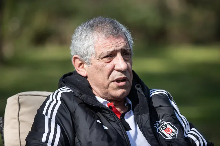 besiktastan-fernando-santos-karari-fatih-dogan-acikladi-1710484061263.jpg