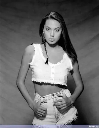 Dünden bugüne Angelina Jolie...