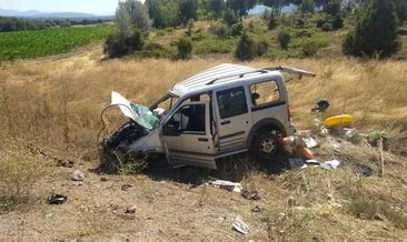 Konya'da feci kaza! Hafif ticari araç takla attı! 2 ölü, 3 yaralı #antalya