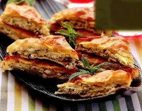 Kabaklı Kolay Börek