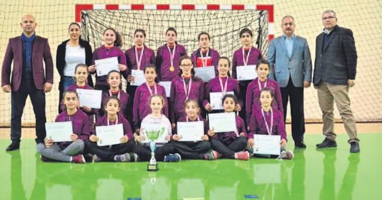 Şampiyon Ada Sokağı