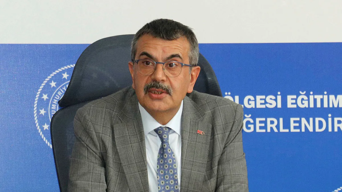 Milli Eğitim Bakanı Yusuf Tekin’den “Türkiye Yüzyılı Maarif Modeli” açıklaması Milli Eğitim Bakanı Yusuf Tekin’den “Türkiye Yüzyılı Maarif Modeli” açıklaması