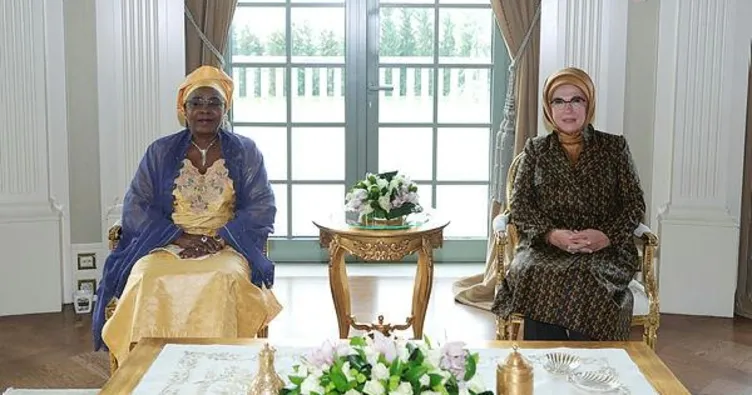 Emine Erdoğan, Hadja’yı ağırladı