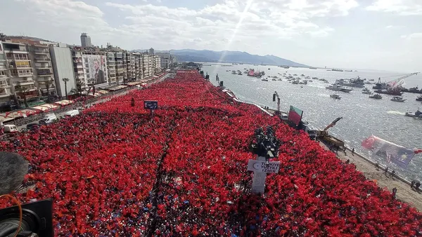 Son dakika haberi | Başkan Erdoğan İzmir'de tarihi kalabalığa seslendi: Kemal Kılıçdaroğlu'na 'Kandil ile pazarlık' tepkisi!