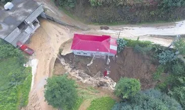 Rize’yi sel vurdu: 1 ev çöktü, 22 ev boşaltıldı
