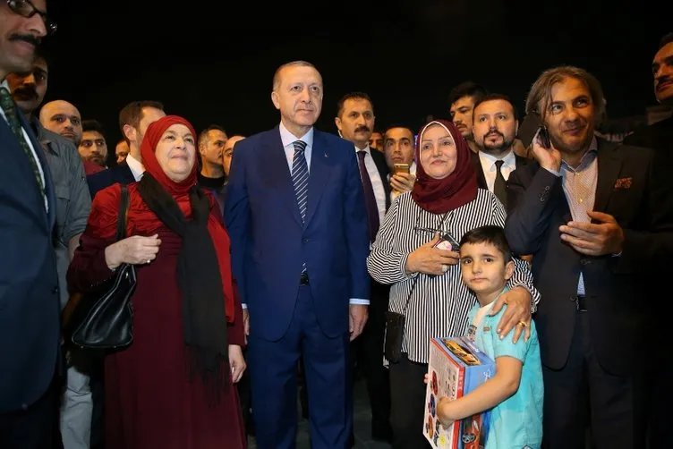 Cumhurbaşkanı Erdoğan, Taksim Camii inşaatını ve AKM’yi inceledi