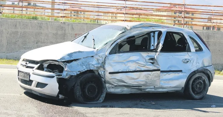 Karnındaki bebeğiyle öldü