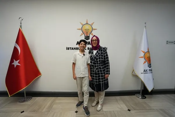 gazzenin-cocuk-elcisi-ramadan-abu-jazar-ak-parti-istanbul-il-baskanligini-ziyaret-etti-1785506196954.jpg