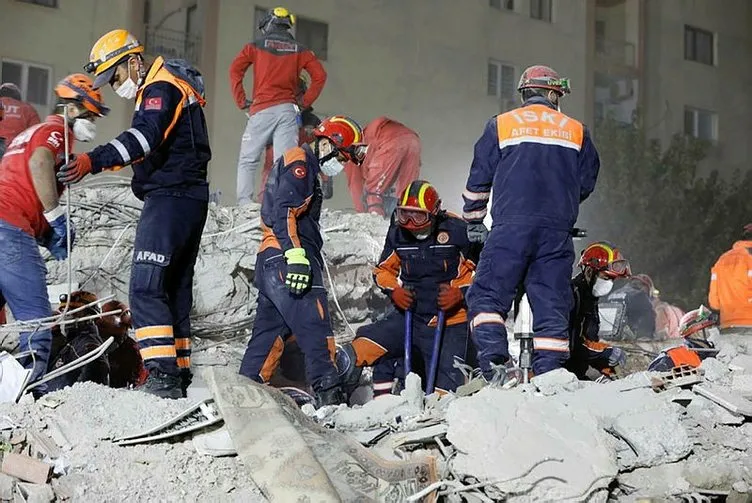 Son dakika haberi İzmir�de ölü ve yaralı sayısı kaç oldu Son dakika haberi İzmir�de ölü ve yaralı sayısı kaç oldu