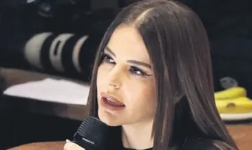 Hayranlarıyla şarkı söyledi