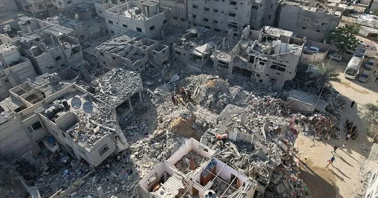 Katil İsrail’in saldırıları Gazze’deki nüfusun yüzde 70’ini yerinden etti