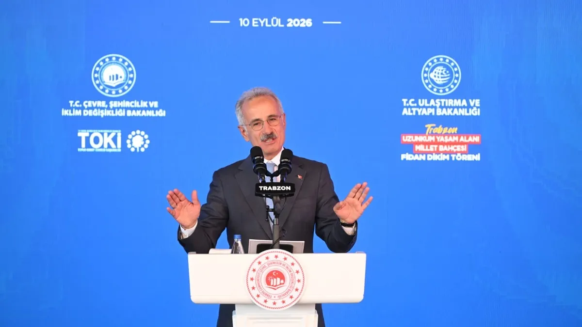 Bakan Uraloğlu tarih verdi: Samsun-Trabzon arası 2 saate inecek haber görseli
