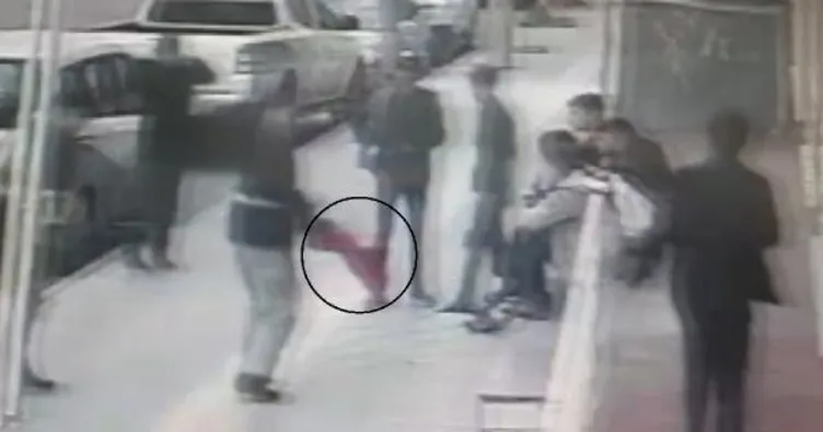 Direğe asılı bayrağı indirmişlerdi! Polis eve gidince gerçek ortaya çıktı