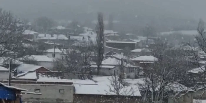 Balkanlar’dan giriş yapan kar Trakya’yı beyaza bürüdü