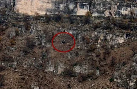 Siirt'te düşen askeri helikopterin ilk görüntüleri