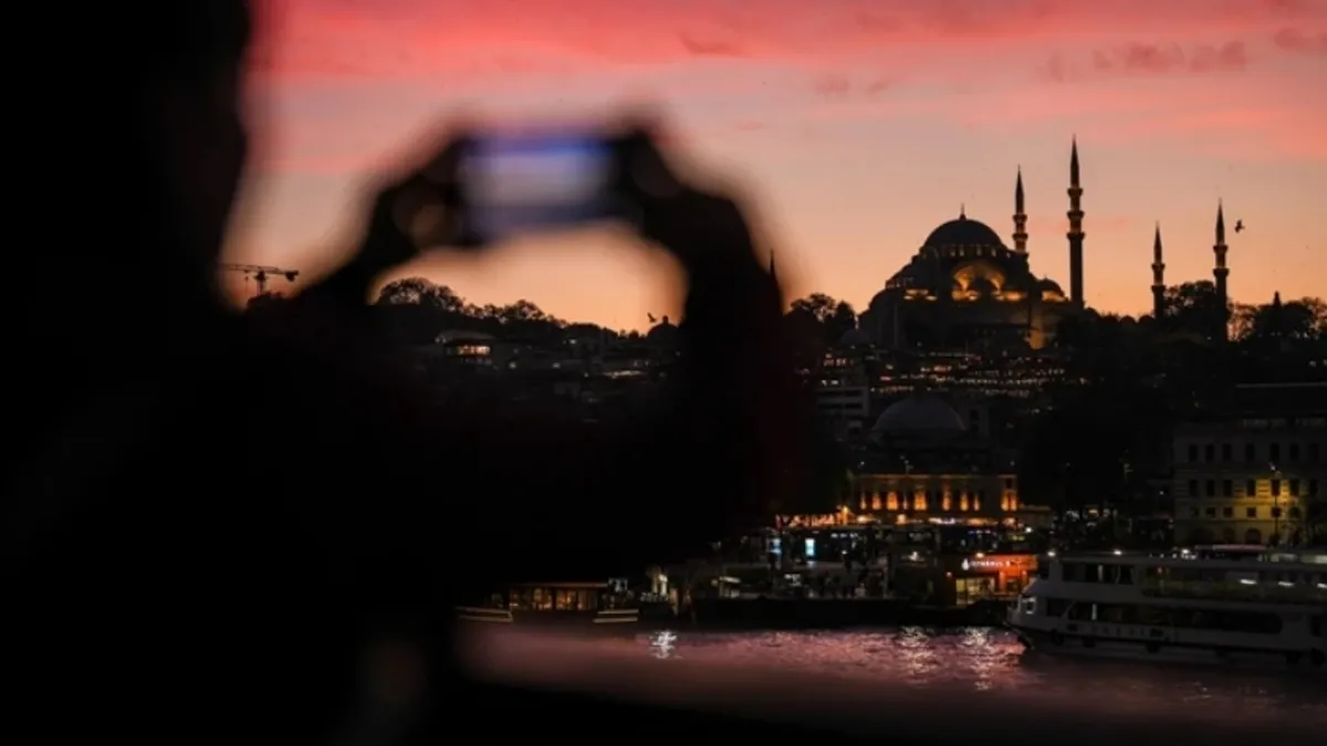 Manevi Yükselişin Müjdecisi: 2026 Miraç Kandili ne zaman? Diyanet dini günler takvimi