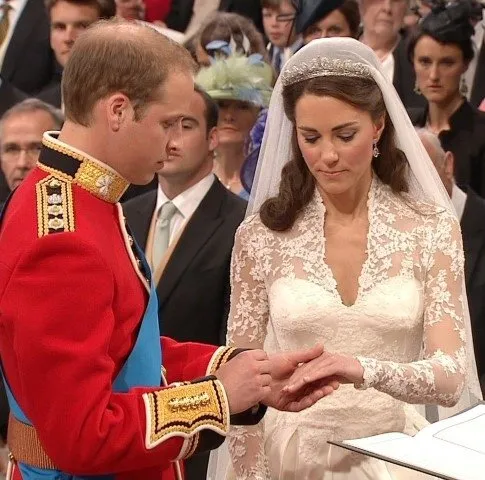 Prenses Diana’nın hayatını kabusa çevirmişti! Kate Middleton ve Prens William’ı da...