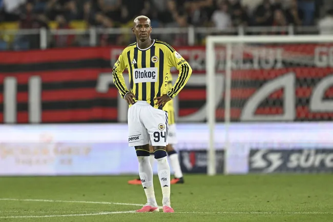 fenerbahcede-anderson-talisca-bilmecesi-1787468424547.jpg