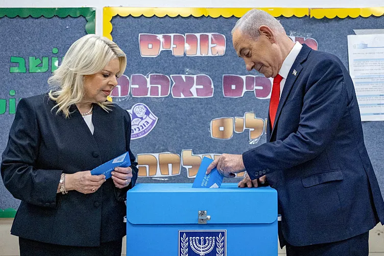 Sandıklar açılmadan birbirlerine düştüler: Netanyahu’nun koalisyonunda büyük çatlak!