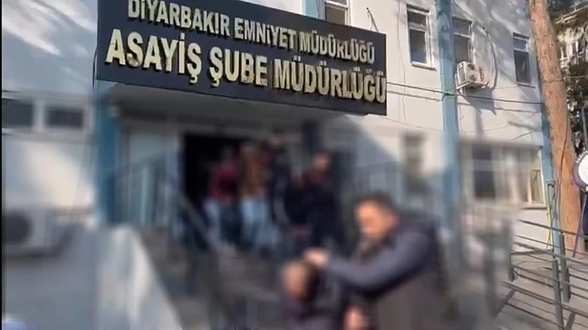 Diyarbakır’da dolandırıcılara yönelik ‘Karekod’ operasyonu; 18 tutuklama Diyarbakır’da dolandırıcılara yönelik ‘Karekod’ operasyonu; 18 tutuklama