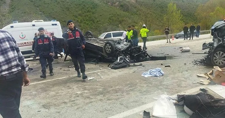 Çankırı’da korkunç kaza: 3 ölü, 12 yaralı