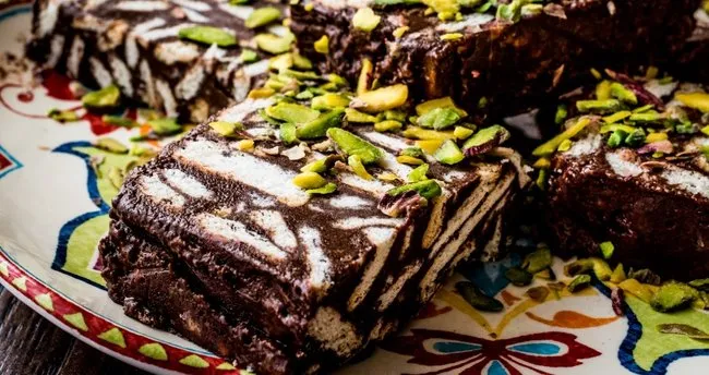 nefis lezzetiyle en kolay mozaik pasta tarifi biskuvili mozaik pasta nasil yapilir tatli tarifleri haberleri