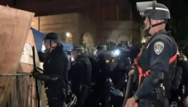 ABD polisinden sert müdahale: Filistin yanlısı öğrenciler gözaltına alındı! Biber gazı ve plastik mermi sıktılar