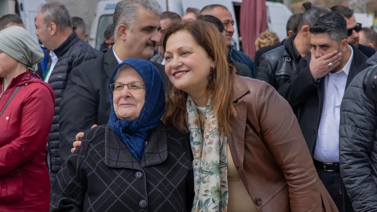 Afyonkarahisar Belediye Başkanı Burcu Köksal
