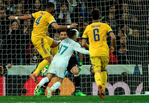 Real Madrid - Juventus manşeti: Yüzyılın soygunu!