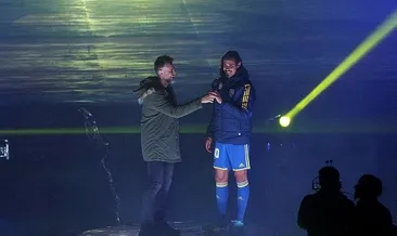 Edinson Cavani’ye coşkulu karşılama