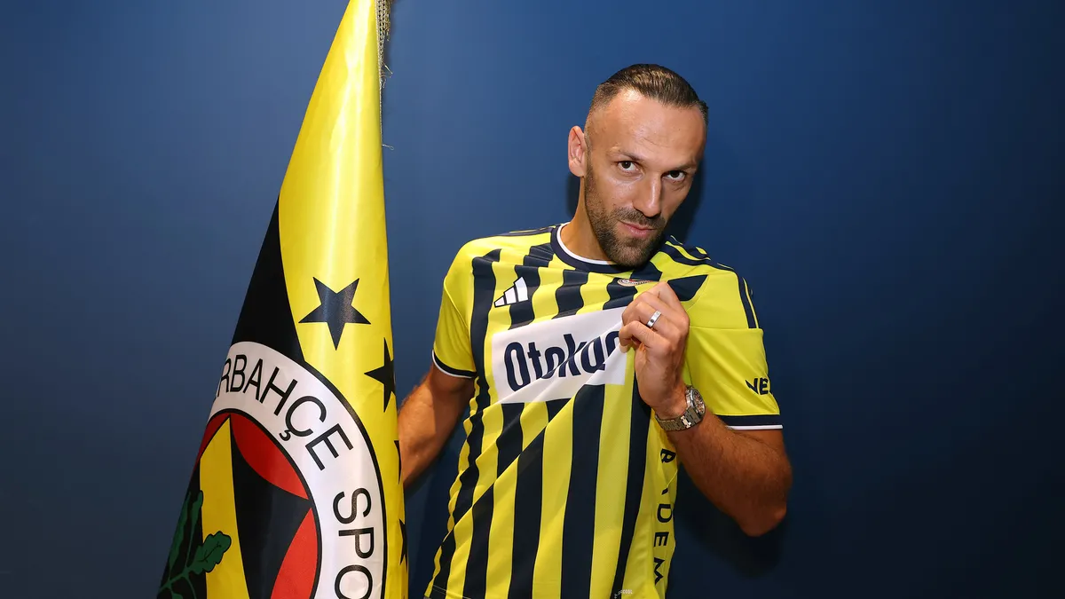 Fenerbahçe transferi açıkladı!