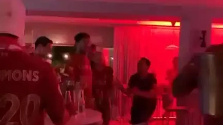 İşte Klopp'un şampiyonluk dansı