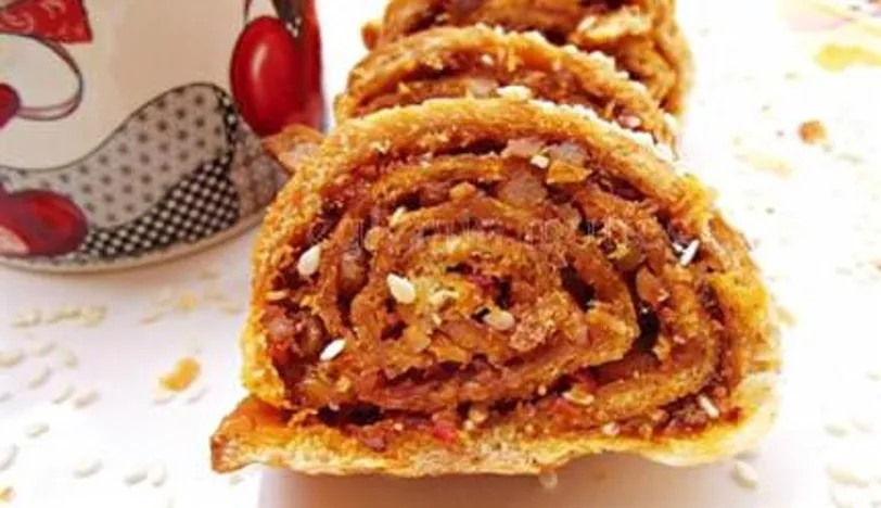 SALÇALI RULO POĞAÇA