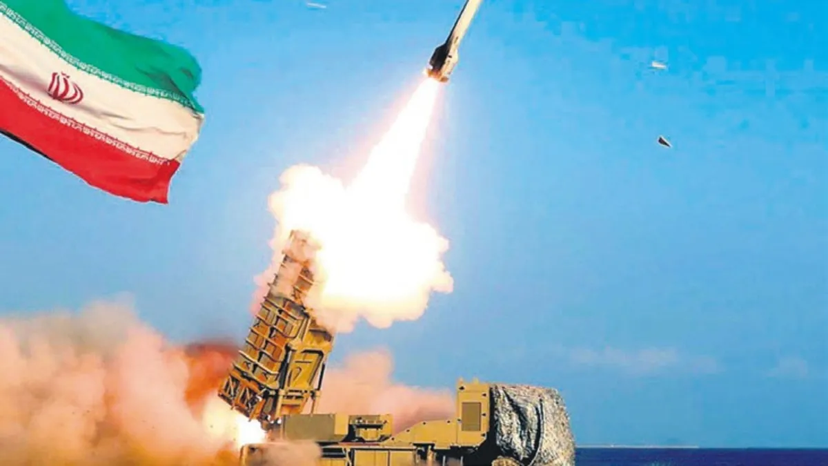 İran’dan 4 bin km uzaklıktaki üsse füze