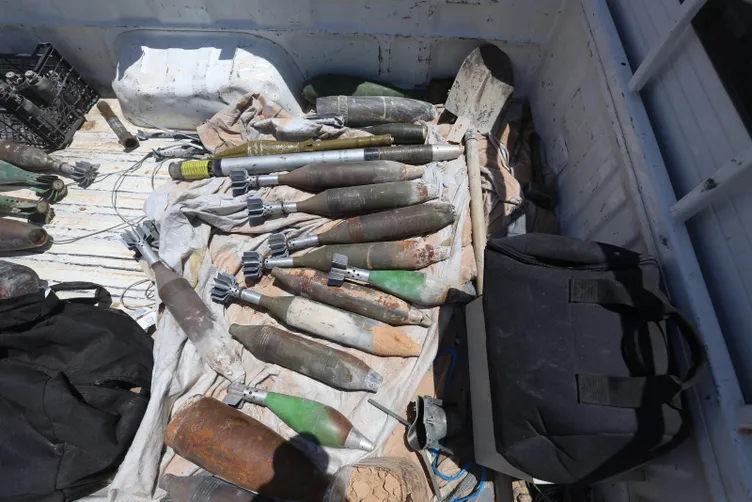 Libyalılar, Hafter milislerinin tuzakladığı patlayıcılardan temizlenen evlerine kavuşuyor