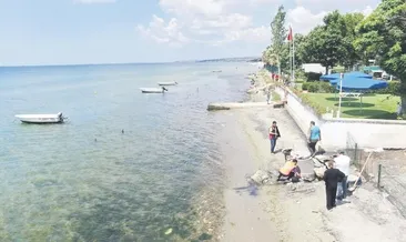 Kanalizasyon suyu denize akıyor