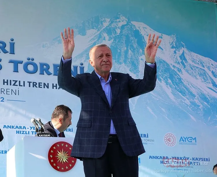 Kayseri’de Başkan Erdoğan’ın dikkatini çeken afiş: 7 düvel 7’li masa sana vız gelir büyük usta