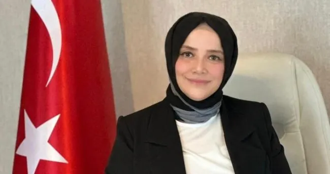 Kılıçdaroğlu kendisine “Kanı bozuk, hain ve zavallı” diyen Perinaz Mahpeyker Yaman’ı danışmanı yaptı Kılıçdaroğlu kendisine “Kanı bozuk, hain ve zavallı” diyen Perinaz Mahpeyker Yaman’ı danışmanı yaptı