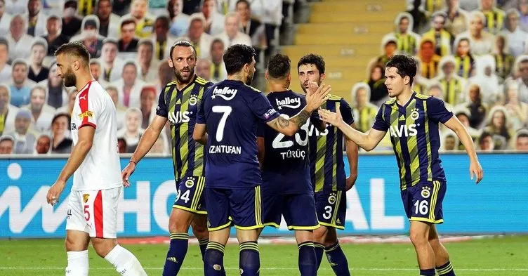 Fenerbahçeli yıldız Almanya’ya gitti! Galatasaray ve Başakşehir devrede