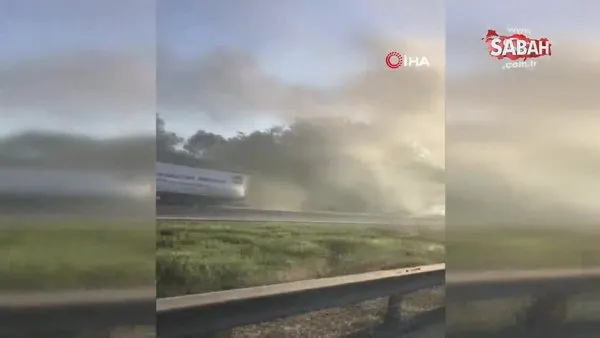 Sakarya'da feci kaza: Sürücü, yanan tırın içerisinde yaşamını yitirdi | Video
