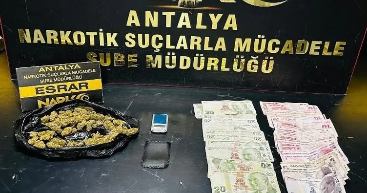 Antalya’da zehir tacirlerine şok baskın