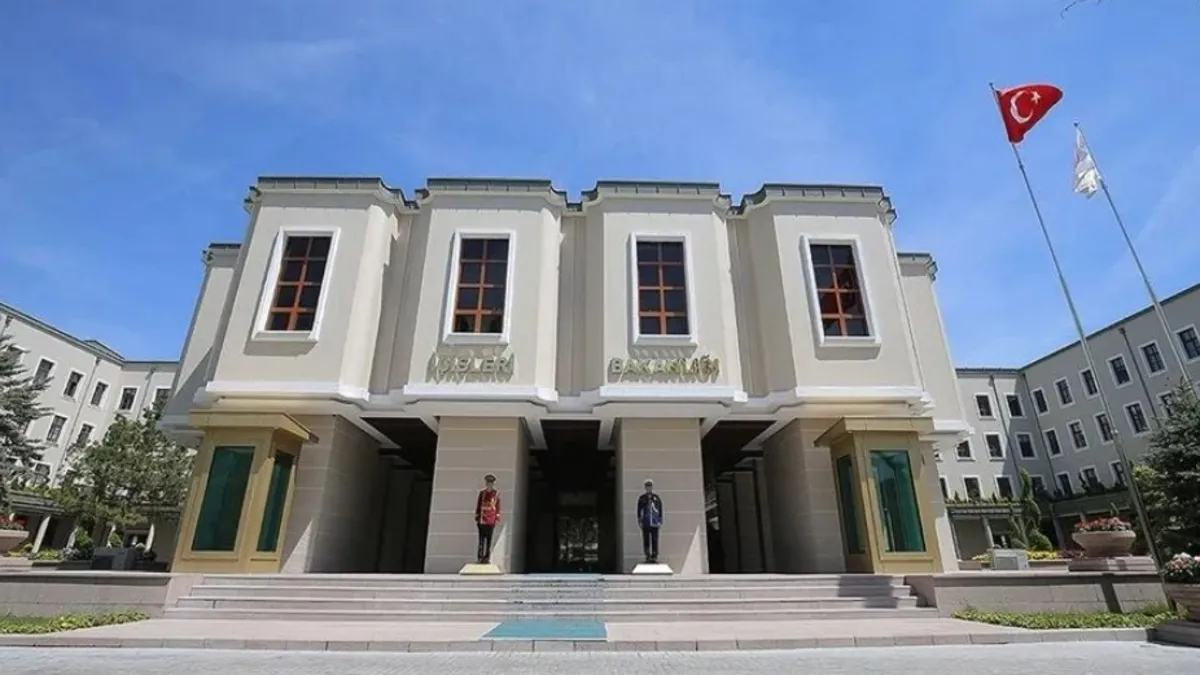 İçişleri Bakanlığı duyurdu: 15 ilde dev dolandırıcılık operasyonu: 523 milyon liralık vurgun yapan 174 kişi tutuklandı