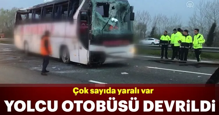 Sakarya’da yolcu otobüsü devrildi