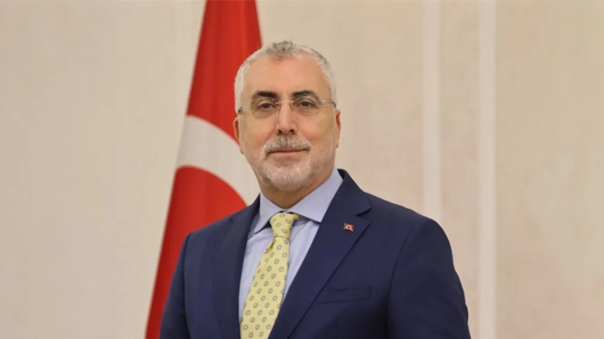 Çalışma ve Sosyal Güvenlik Bakanı Vedat Işıkhan, SABAH için yazdı: Emek varsa umut var