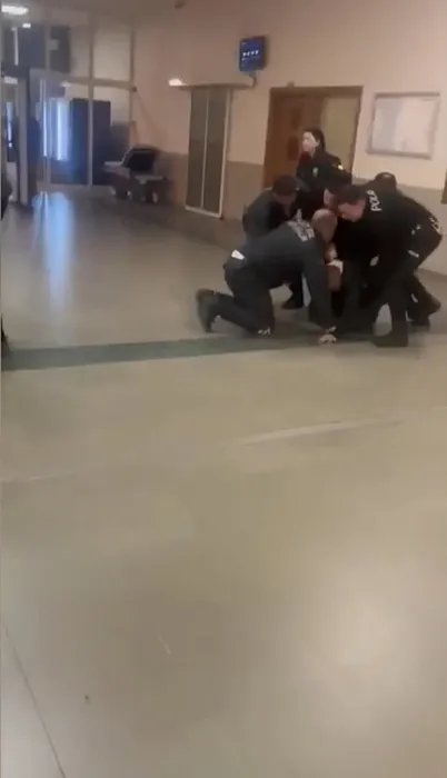 17 yaşındaki kızla otele girerken yakalandı: Akrabaları dehşet saçtı!