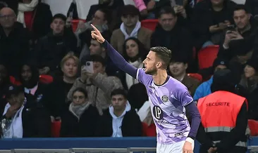 Fenerbahçe’den Galatasaray’a yılın çalımı! Van den Boomen ...